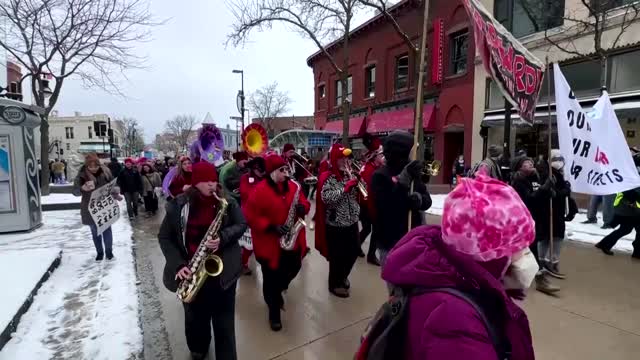 Wisconsin women mark 50th anniversary of Roe v. Wade