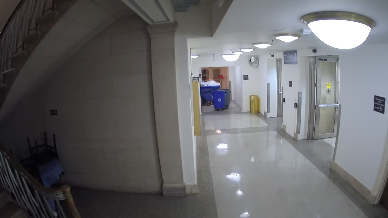 3234LHOBBAStair4_2021-01-05_19h00min02s780ms.mp4