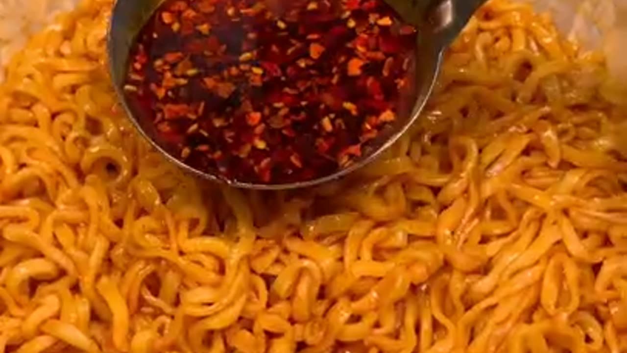 BLACK BEAN NOODLES, CHEESE SPAM & FRIED CHICKEN #foodasmr