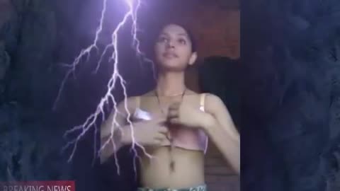 Hot Indian Girl Change Dressing