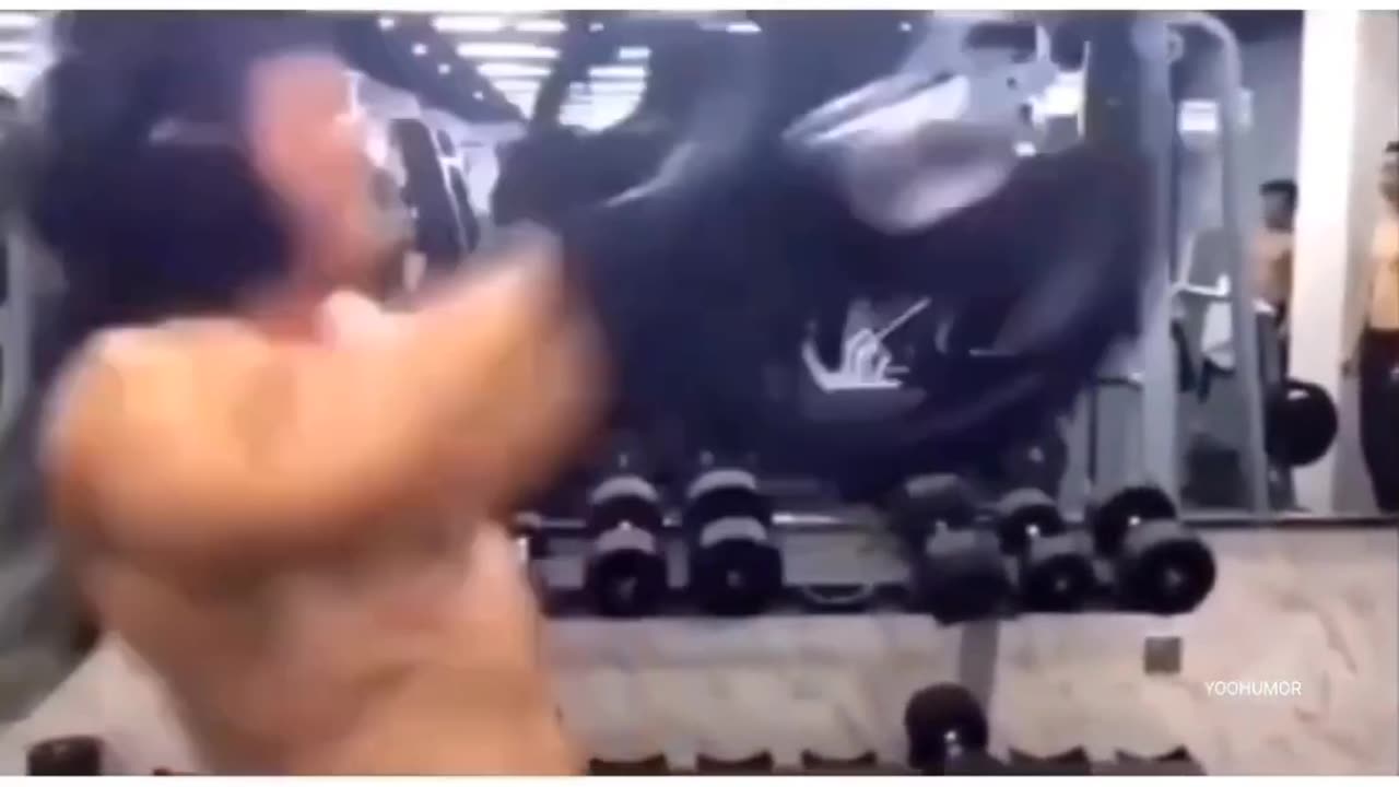 Funny body builder Video 😱🤣🤯