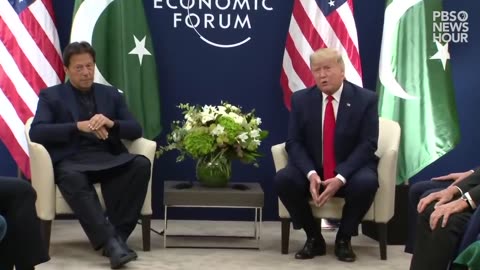 WATCH_ Donald Trump talks with Pakistani Prime Minister Imran Khan at World Economic Forum in Davos