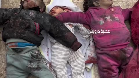 Attacco aereo dell'esercito israeliano nel campo profughi di Nusairat a Gaza