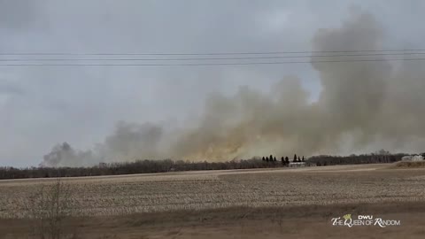 Y2Mate.is - Huge Fire along Saskatchewan road-eAtmeW5e5so-1080p-1656326678866