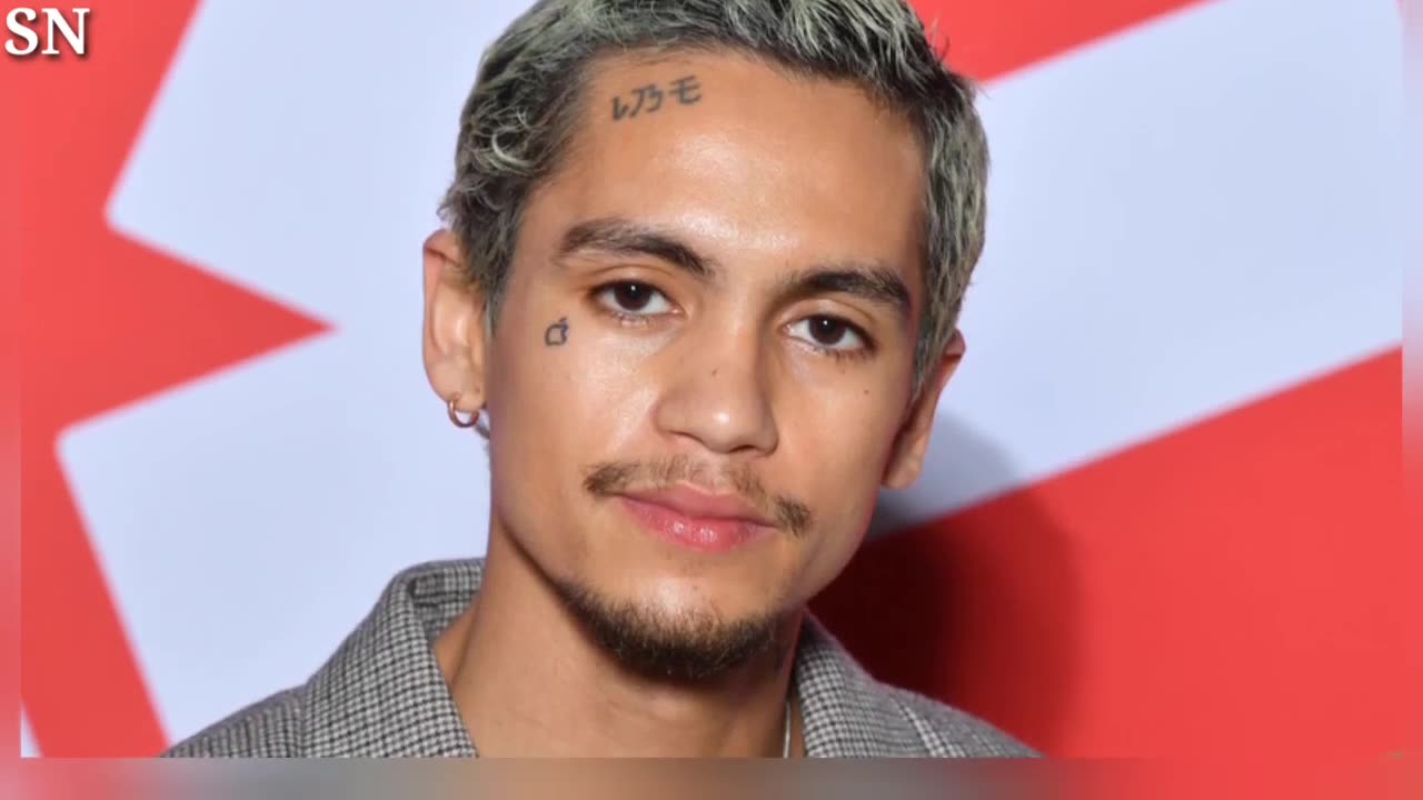 Dominic Fike Quit 'Cigarettes, Drugs, Sex and Alcohol' to Improve His Touring with 'Intention' Exclu