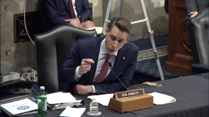 Sen. Josh Hawley Confronts FBI's Wray on his 'Vacation'