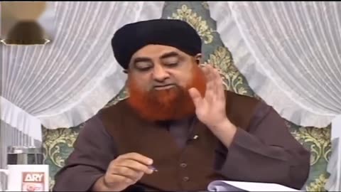 ناپاک کپڑوں کو پاک کرنے کیلئے کلمہ پڑھنا کیا ضروری ہے؟