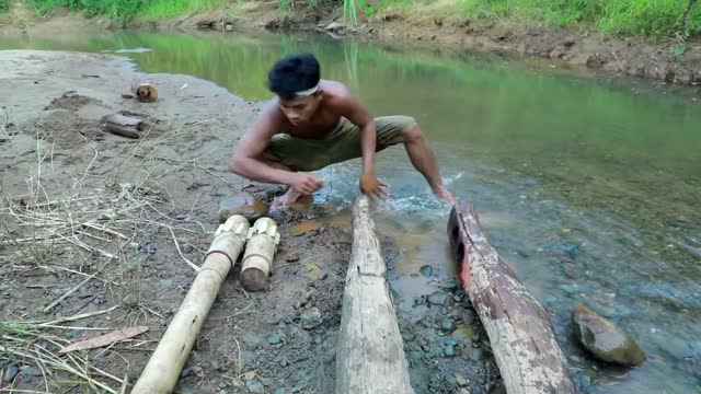 survival in the rainforest - Building Wooden Crushed Sugarcane Juice