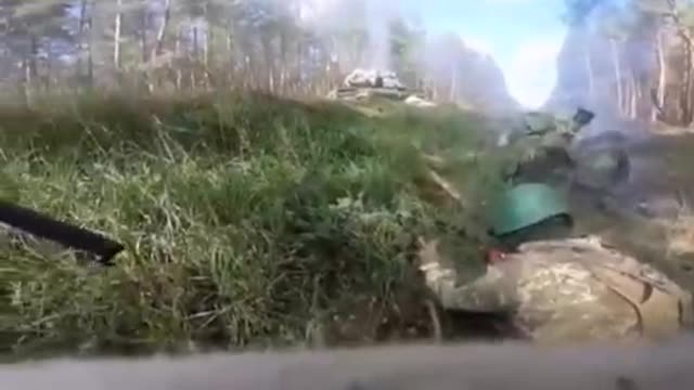 Kiev regime troops face an impediment.