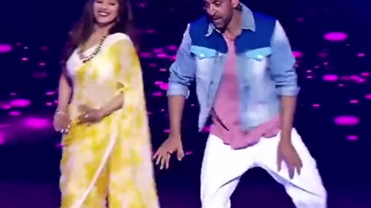 Madhuri and Hrithik Roshan Dance