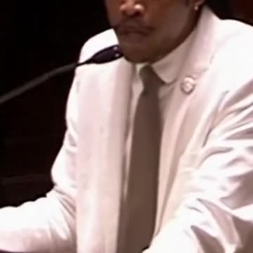 TN Lawmakers Vote to Expel Rep. Justin Jones for Standing With Gun Reform Protester