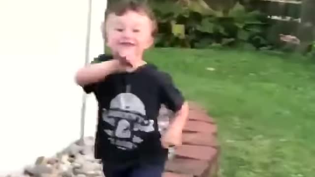 funny random clip 😂😂😂