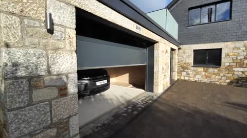 £1.75 million. St Ives. Cornwall home for sale with Damion Merry. Luxury Property Partners.