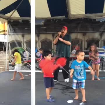 KIds Music Show, EVERYBODY HAS A BELLYBUTTON! Mr. Jules