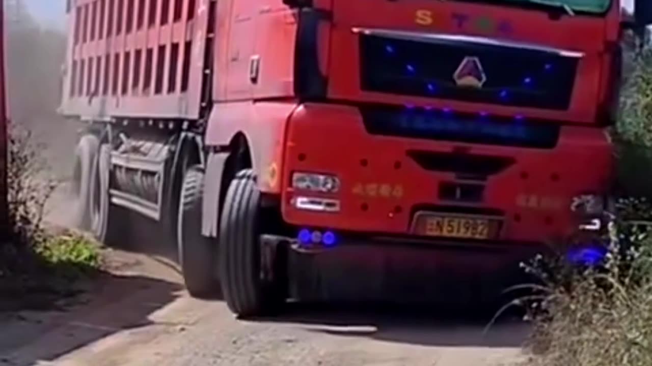 Dangerous tracks vs skilled drivers