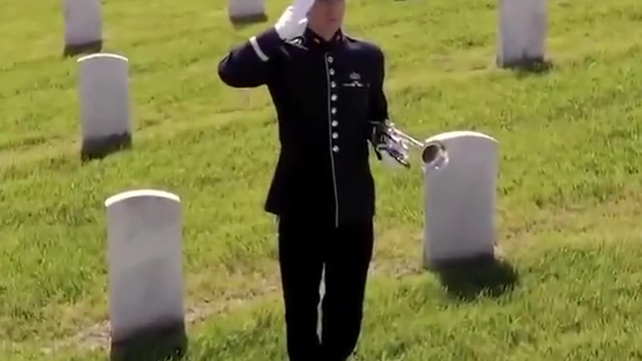 Memorial Day - Arlington National Cemetery 🙏🙏🙏 o7