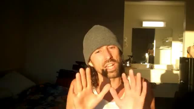 NARCISSISTIC TALKING HEAD MONOLOGUE SOAP OPERA RANT EPISODE #1 - Feb 22nd 2012