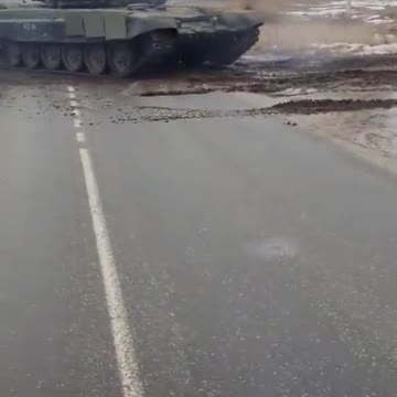 Russia is pulling troops to the border with Ukraine!!!