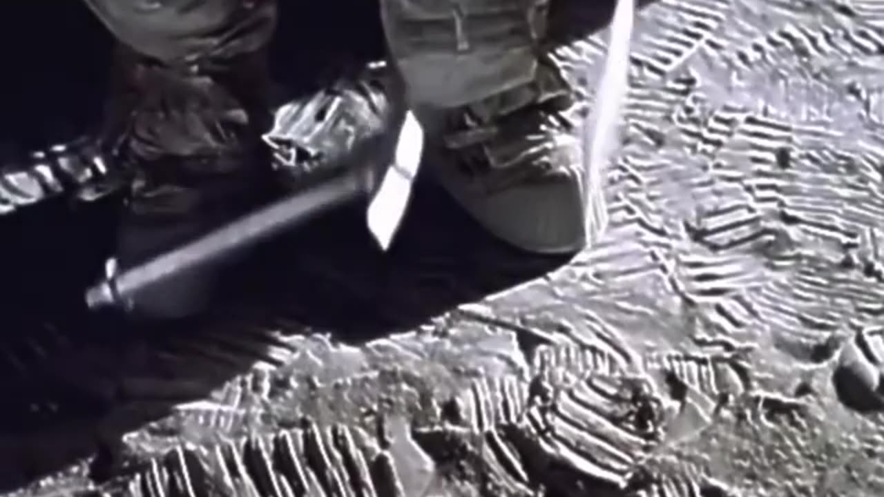 ✨ 1971 apollo 15 - Real Moon footage of feather vs hammer experiment done on the moon #nasaupdates