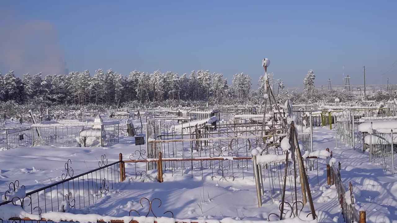 Life in Russia's COLDEST CITY - Yakutsk | Yakut habits, heatwave(-35 C°)