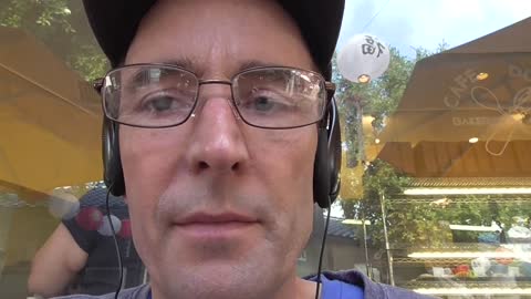 572. Security Stalker Bails from Camera LTokyo1-22-2020