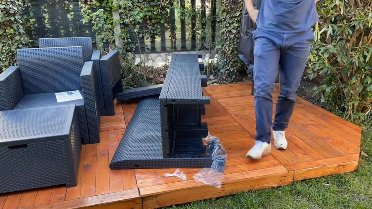 MAKE PATIO DECKING USING FREE WOODEN PALLET | HOME HACKS & REMEDIES