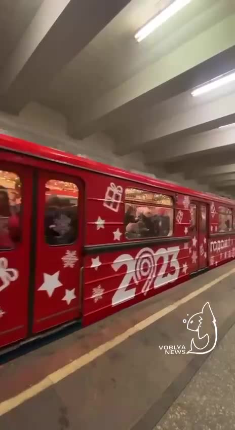 New Year's train spotted in Moscow
