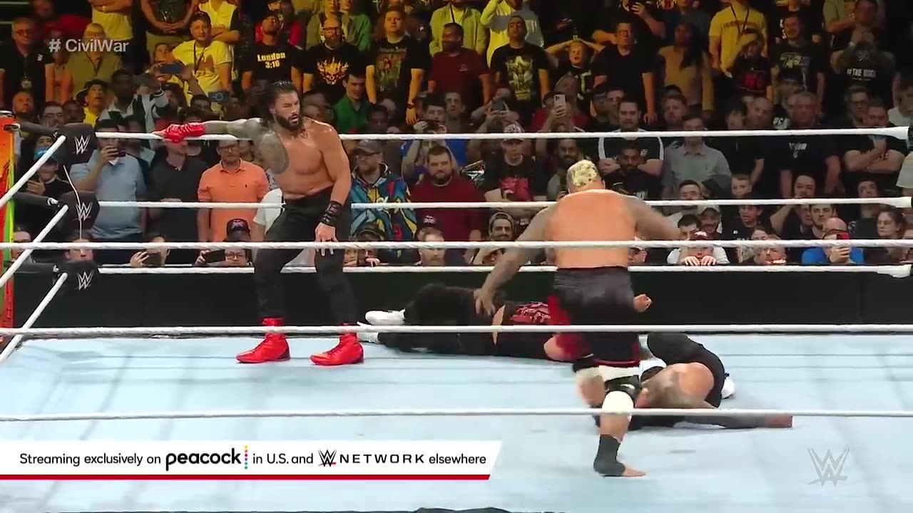 The uses VS roman reigns full fighting mode