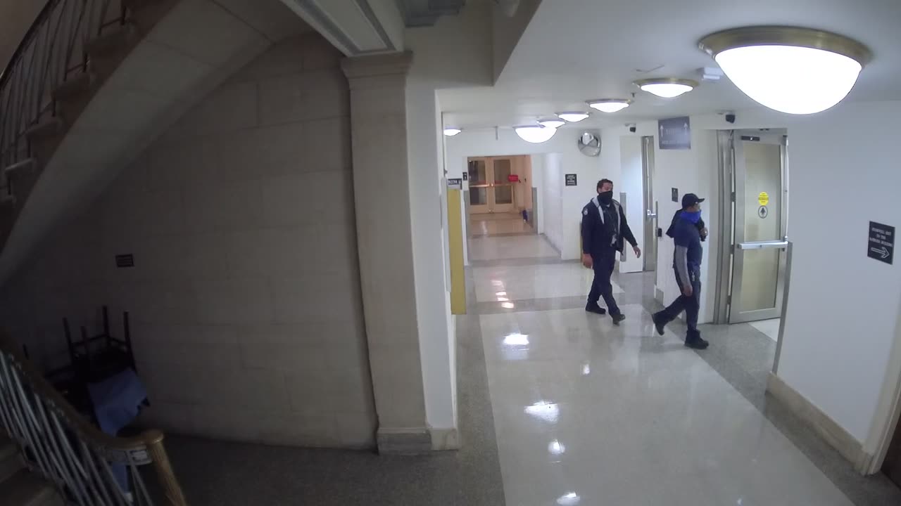 3234LHOBBAStair4_2021-01-06_03h00min00s873ms.mp4