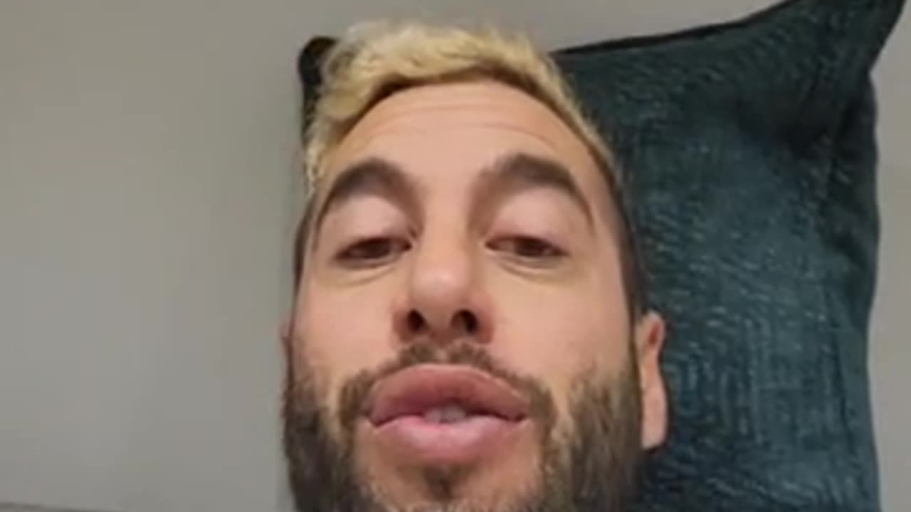 CHRIS SKY💥Don't Just💥Follow Me👉Join Me💥🔥😎
