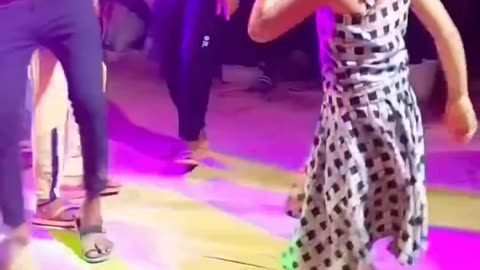 Chhoti bacchi ka super dance