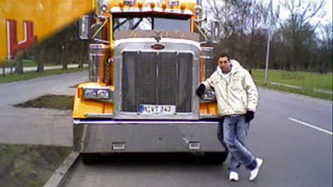 Hello Ankara ( ORiJiNAL ) - Ankarali Turgut ve Ankarali Yasemin