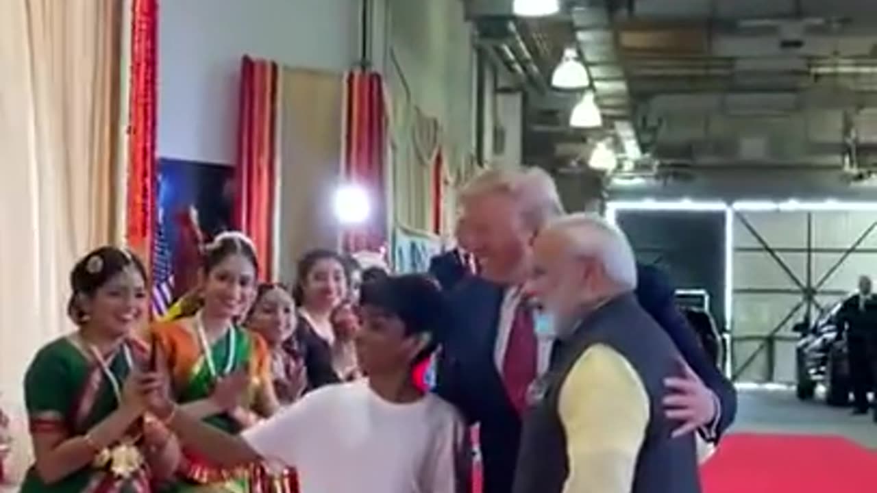 P.M. Modi and president trump intrected with a group of youngester at during Howdy modi event