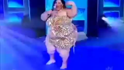 Amazing Dance Fat Women