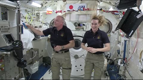 Space Station Crewmembers Discuss Life in Space with the Media