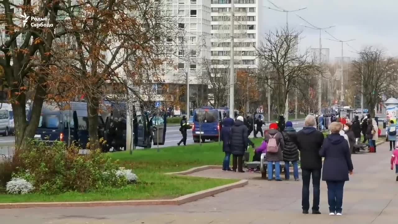 Затрыманьні ў цэнтры Менску падчас нядзельнага маршу Задержания в Минске во время марша 8 ноября