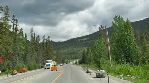 Y2Mate.is - Driving Through Banff Alberta-KkKSjCTdedw-1080p-1658602977166