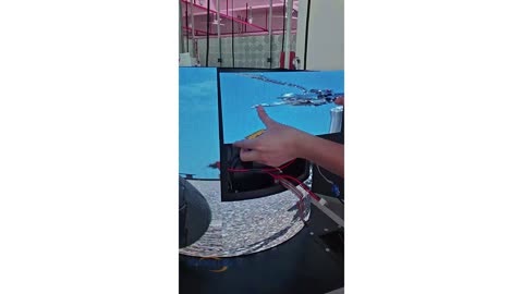 The flexible LED display module is ultra-thin, ultra-light, and can be flexibly designed in shape