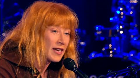 November 5, 2023...🎶🕌.... LOREENA MCENNITT .. NIGHTS FROM THE ALHAMBRA .....🕌🎶