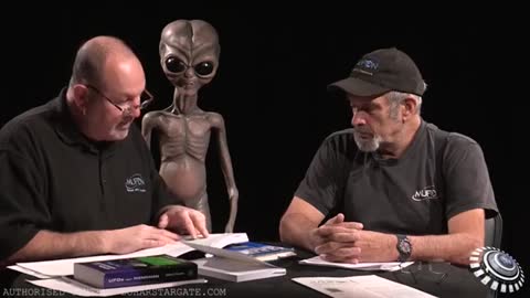 697. ALIEN PREDATORS are Hunting Humans
