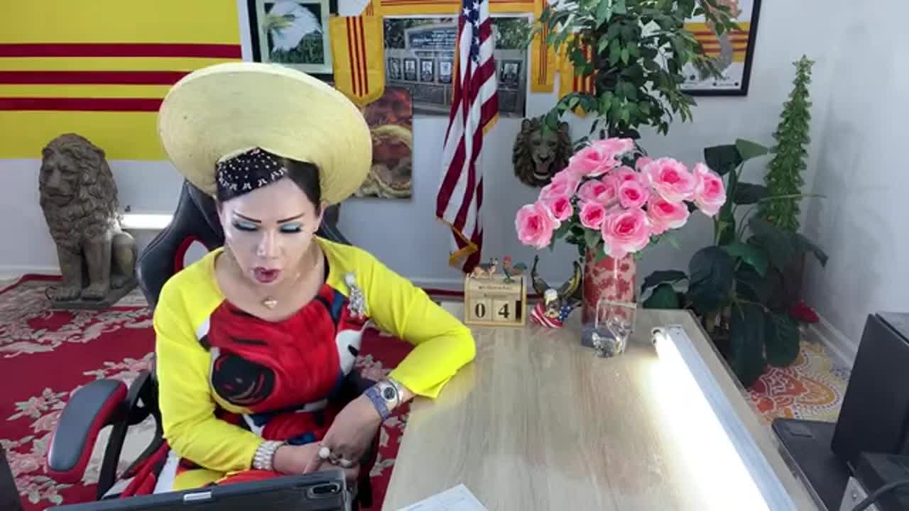 🔥Lisa Pham Khai Dân Trà Ngà y 4 8 2021