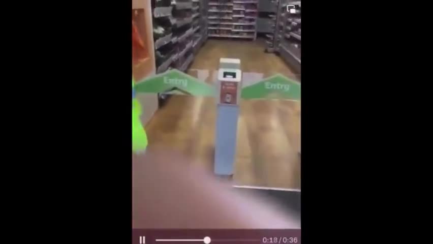 UK | What's Going on In Sainsbury's?? - Hugo Talks