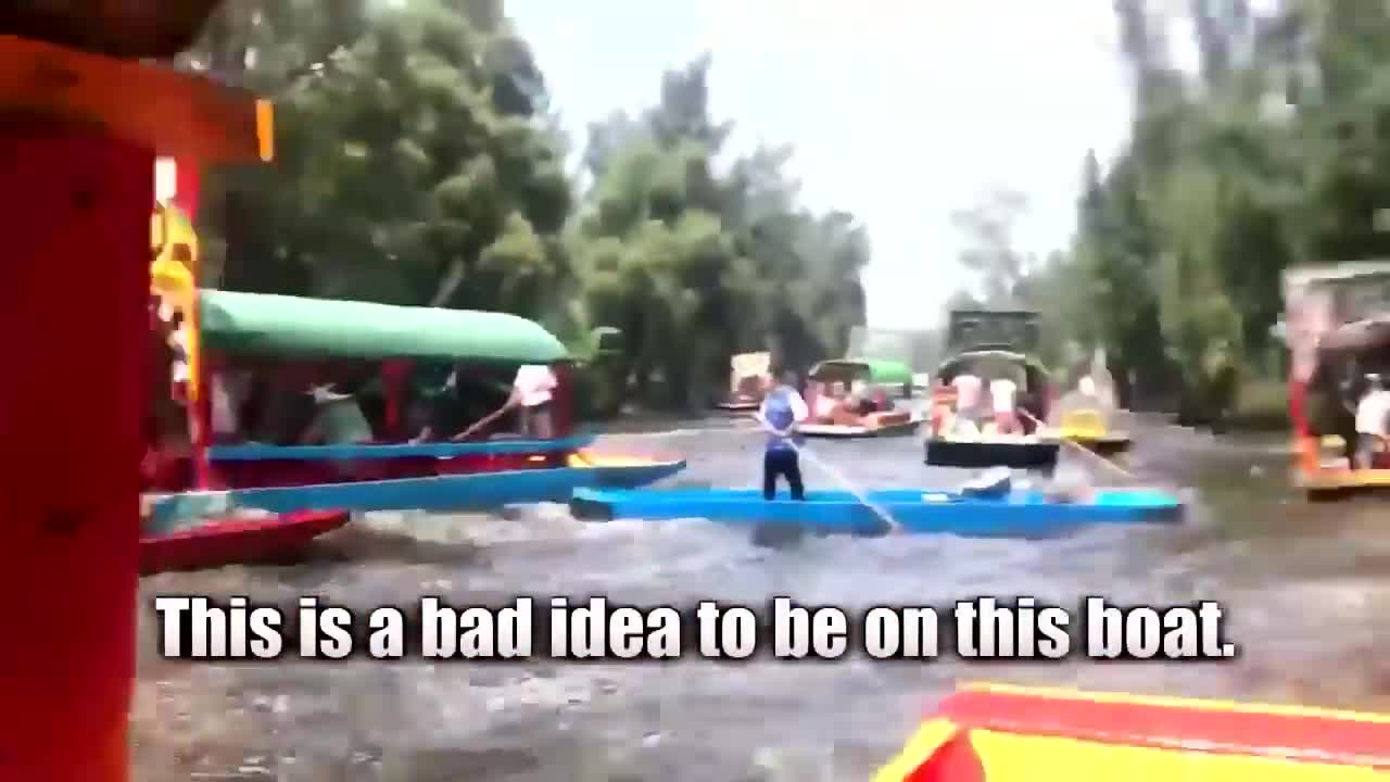 American Tourists Capture Video of Mexico's Deadly Earthquake During Boat Ride