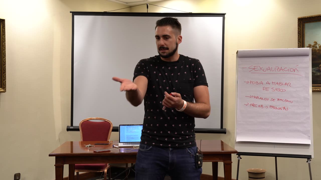 Cómo crear atracción como un seductor parte 2 DAYGAME MASTERY ÁLVARO REYES