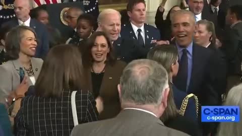 Biden Lost Amid Obama Fuss!