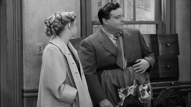 Honeymooners E04 (A Woman's Work is Never Done)