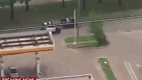 Hot - Houston police chase criminals.