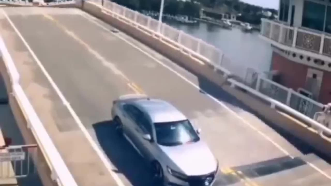 Car crash on opening bridge