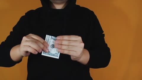 ELASTIC BILL by Sultan Orazaly Magic Trick
