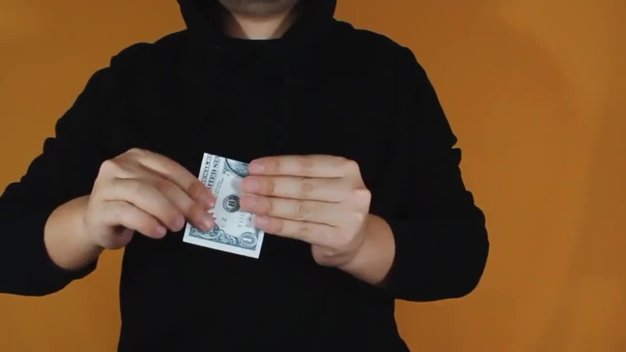 ELASTIC BILL by Sultan Orazaly Magic Trick